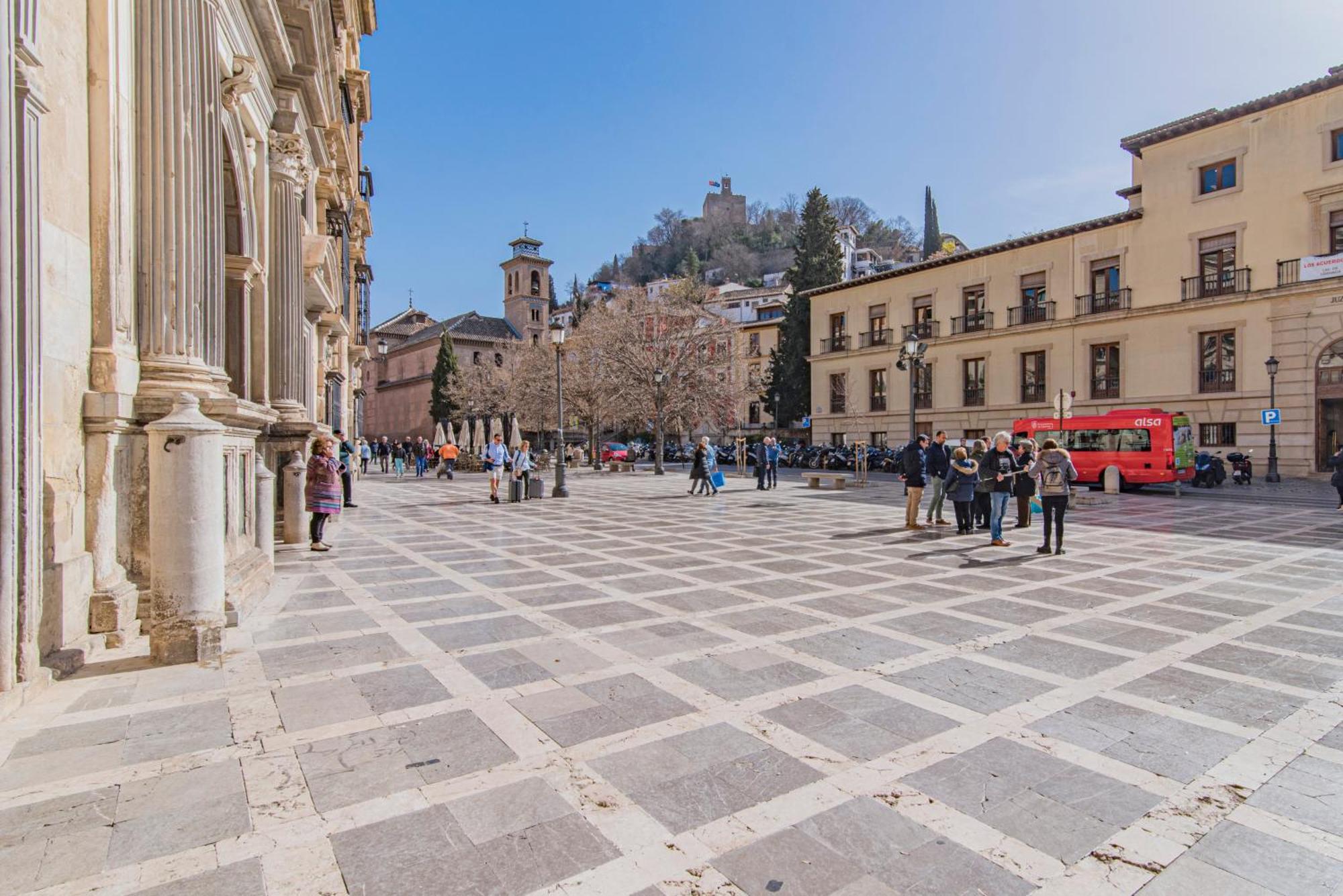Gloria Bendita Pangsapuri Granada